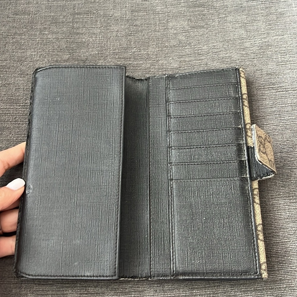 GUCCI supreme GG beige brown coated canvas wallet - Picture 3 of 13